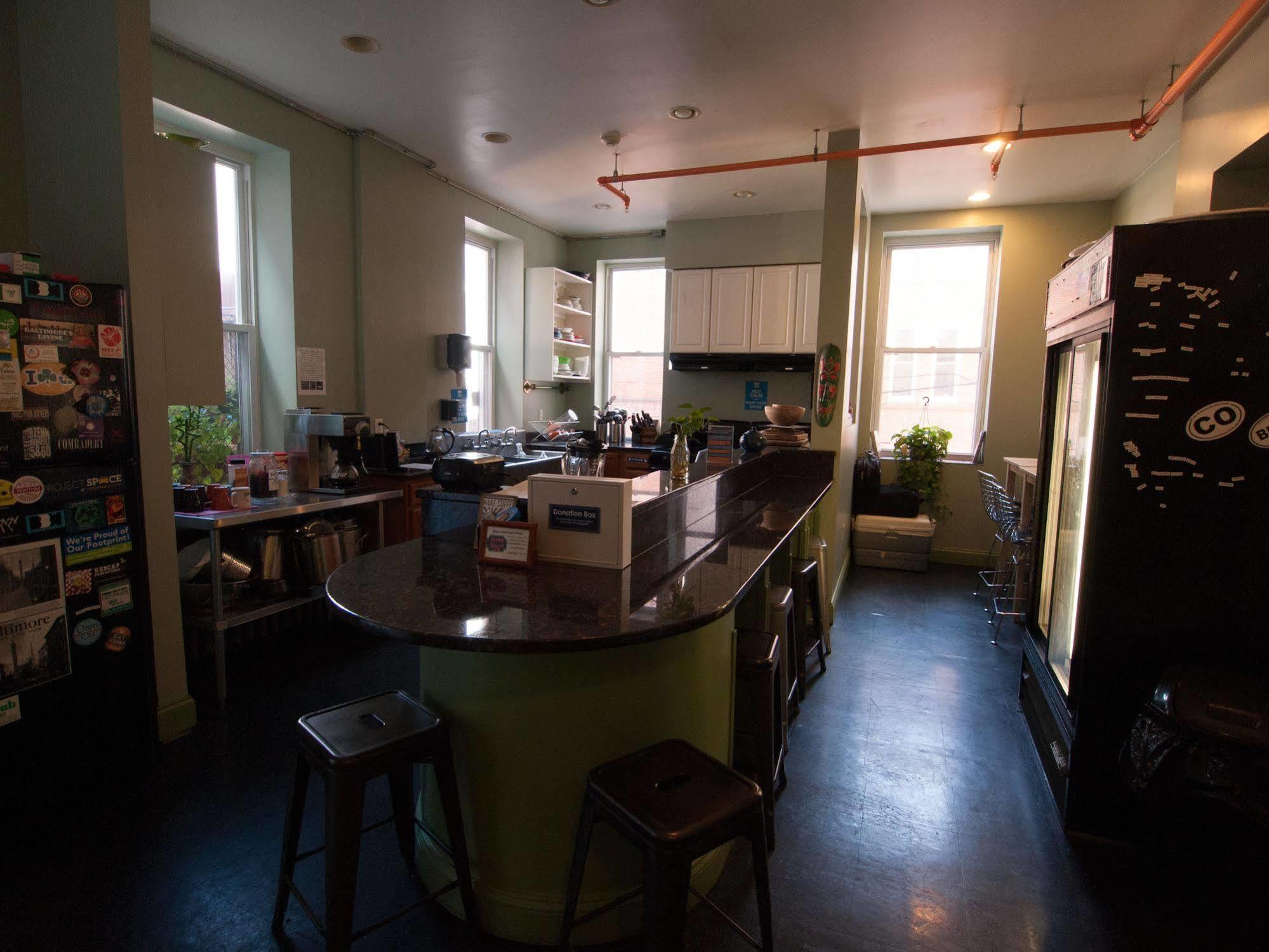 Hi - Baltimore Hostel Mount Vernon Екстериор снимка