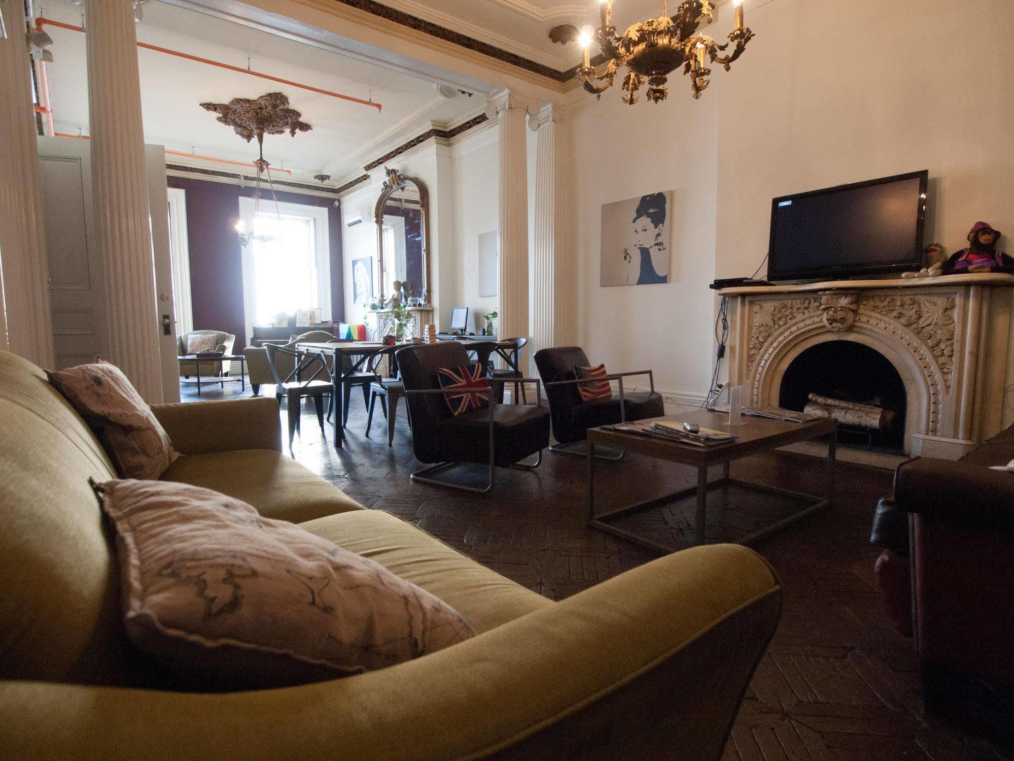 Hi - Baltimore Hostel Mount Vernon Екстериор снимка